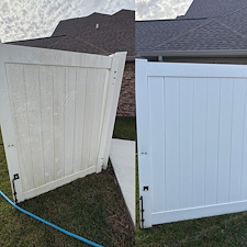 Professional-Fence-Washing-in-Daphne-Baldwin-County-1 1